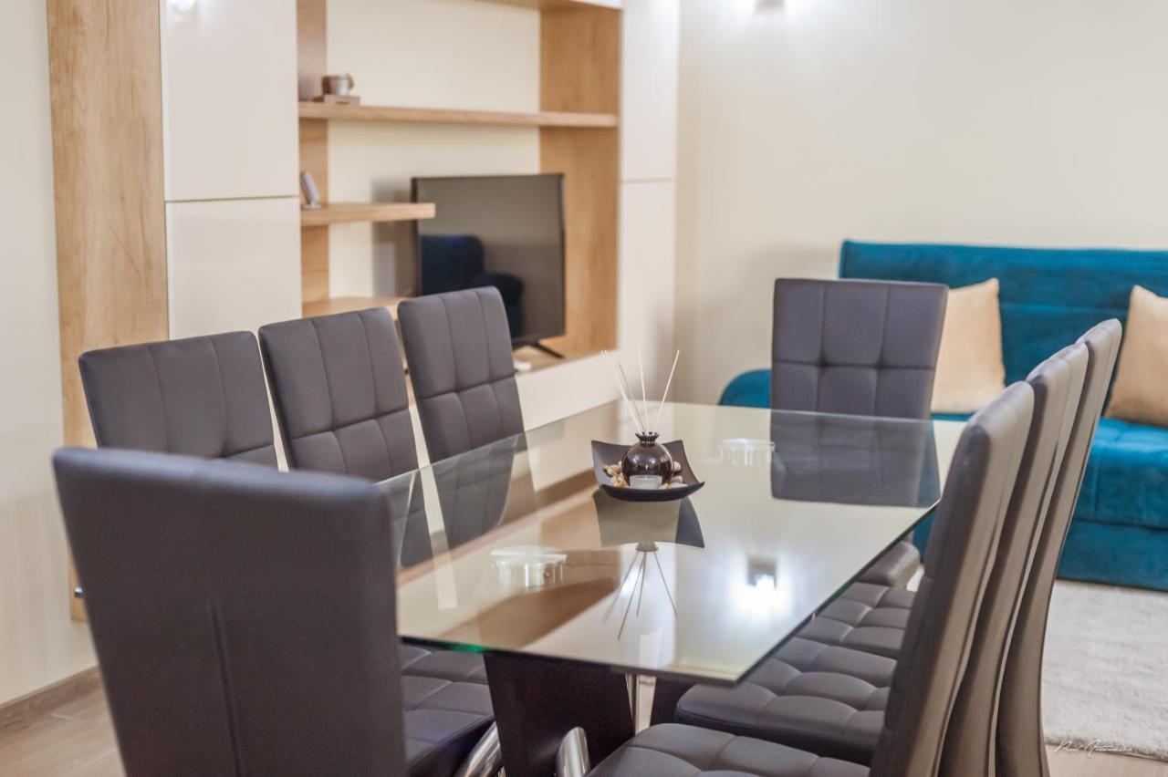 Dany Luxury Apartments Питешти Экстерьер фото