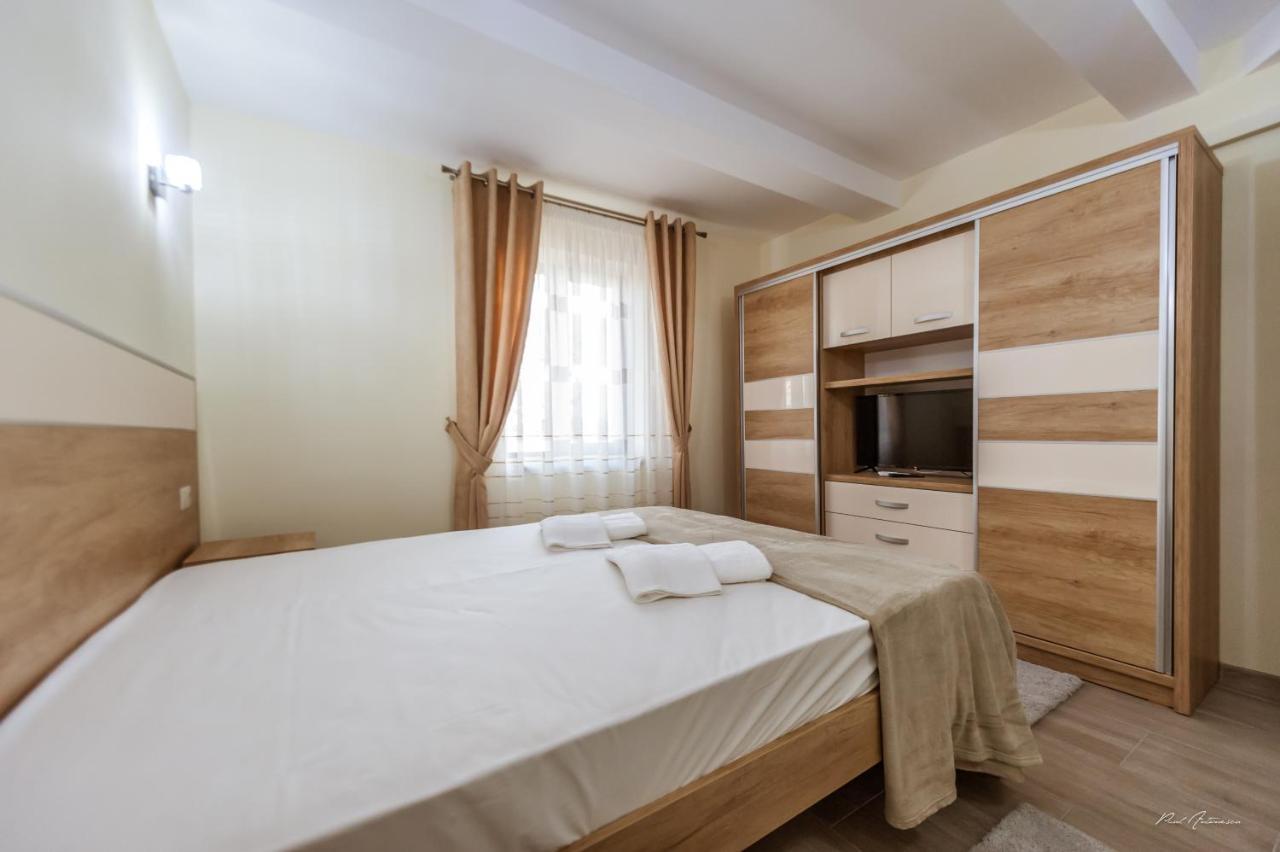 Dany Luxury Apartments Питешти Экстерьер фото