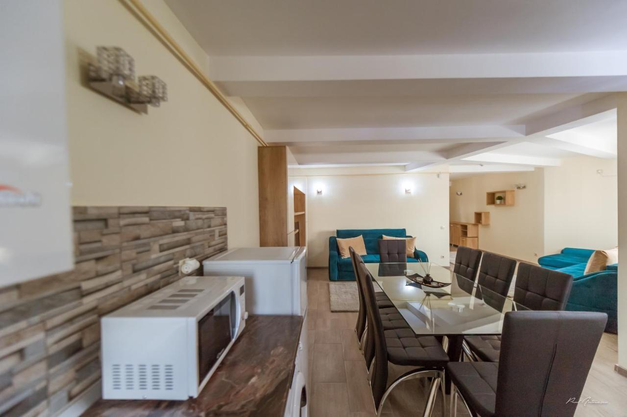 Dany Luxury Apartments Питешти Экстерьер фото