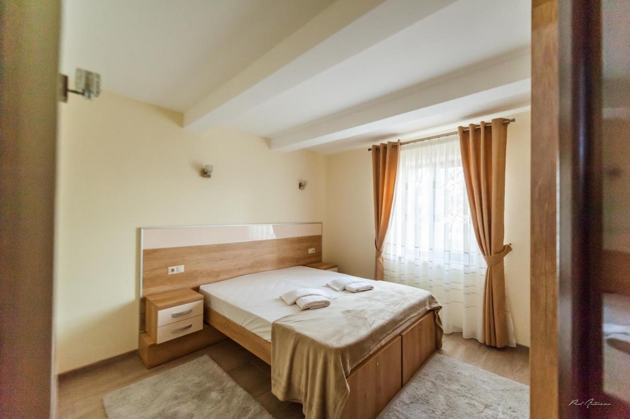 Dany Luxury Apartments Питешти Экстерьер фото